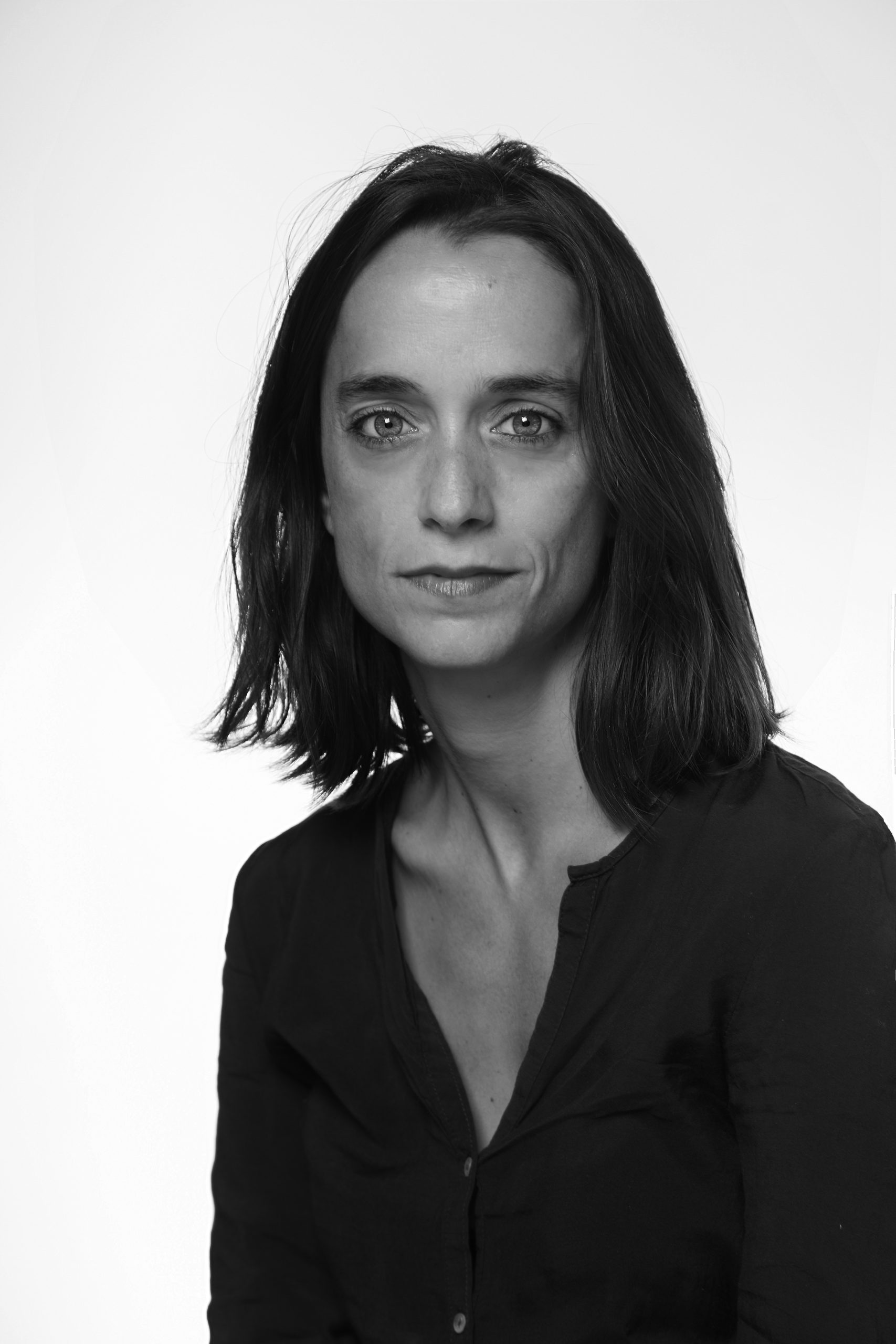 PAULA-VELASCO-3149BL